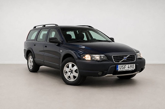 Volvo XC70 10 of 24