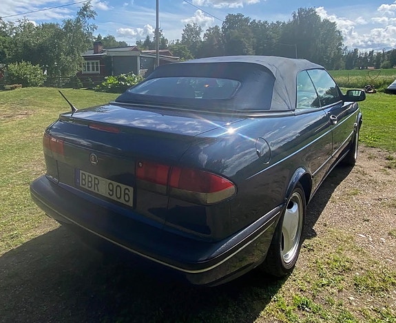 Saab 900 9 of 9