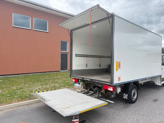 Volkswagen Crafter 5 of 5