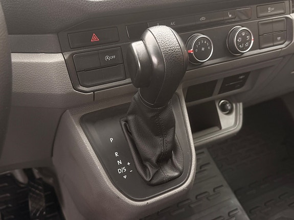 Volkswagen Crafter 10 of 19