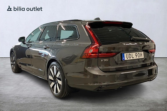 Volvo V90 3 of 5