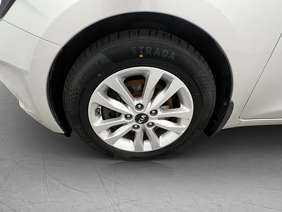 Kia Ceed 28 of 29