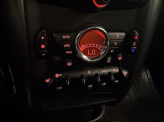 MINI Countryman Cooper S 21 of 30