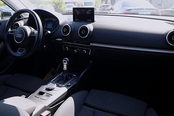 Audi A3 10 of 21
