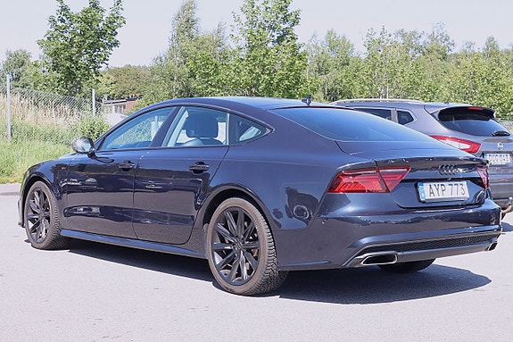Audi A7 8 of 26