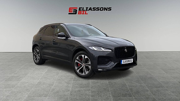 Jaguar F-PACE 2 of 11