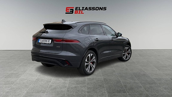 Jaguar F-PACE 4 of 11