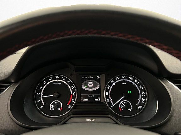 Skoda Octavia 14 of 30