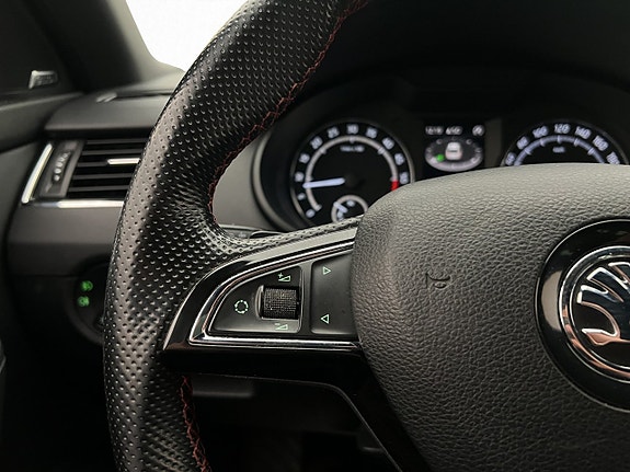 Skoda Octavia 13 of 30