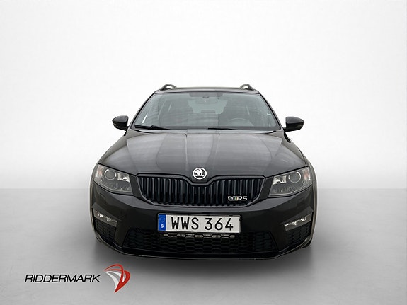 Skoda Octavia 2 of 5