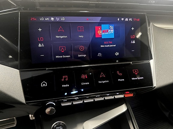Peugeot 408 9 of 15