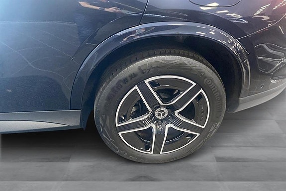 Mercedes-Benz GLC300 e 14 of 14