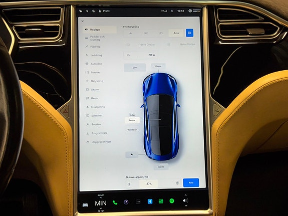 Tesla Model S 23 of 30