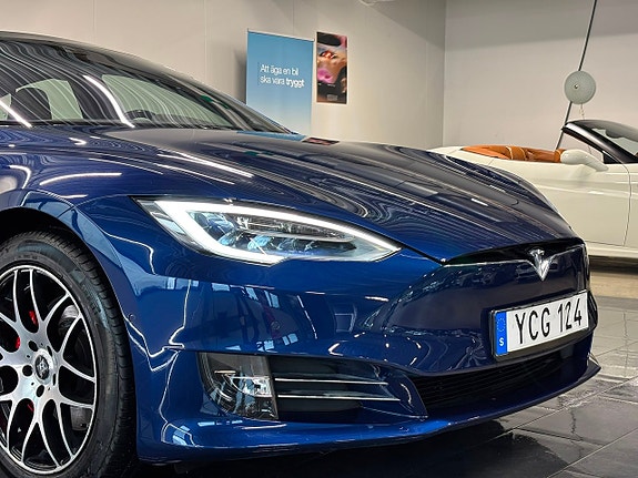 Tesla Model S 6 of 30