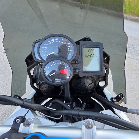 BMW F 800 GS 4 of 5