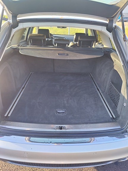 Audi A6 4 of 11