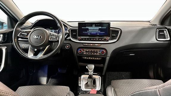 Kia Ceed 4 of 9