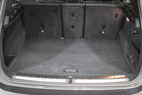 BMW X1 5 of 5