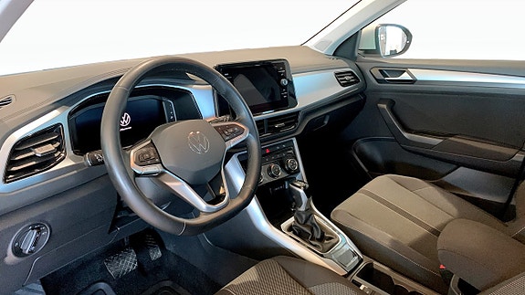 Volkswagen T-Roc 7 of 13