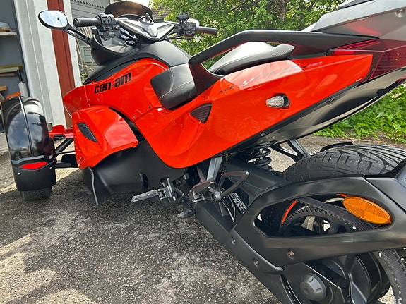 Can-Am Spyder RS 4 of 6