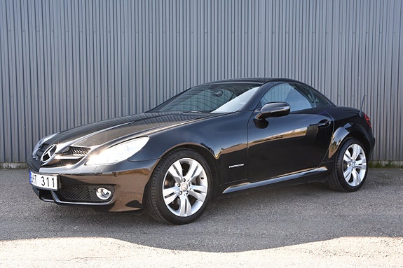 Mercedes-Benz SLK200 2 of 5