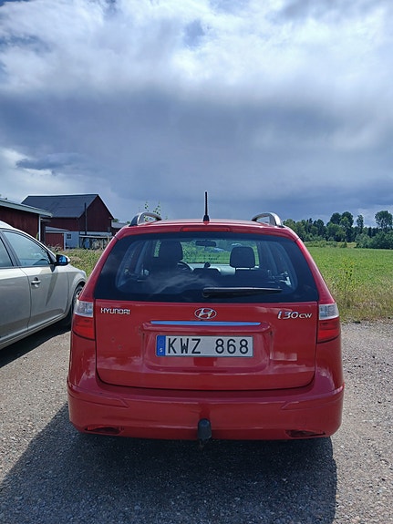 Hyundai i30 2 of 4