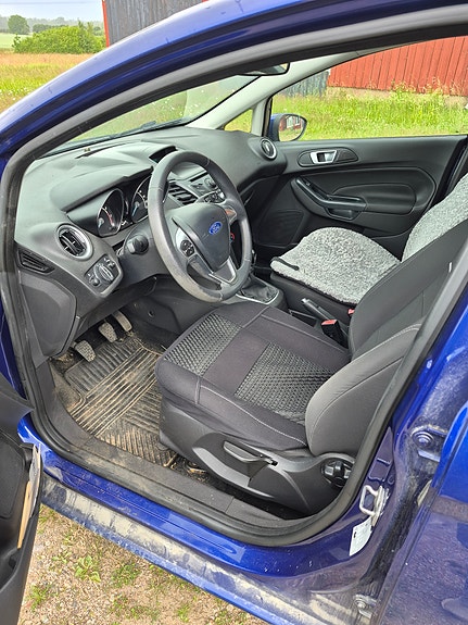 Ford Fiesta 5 of 5