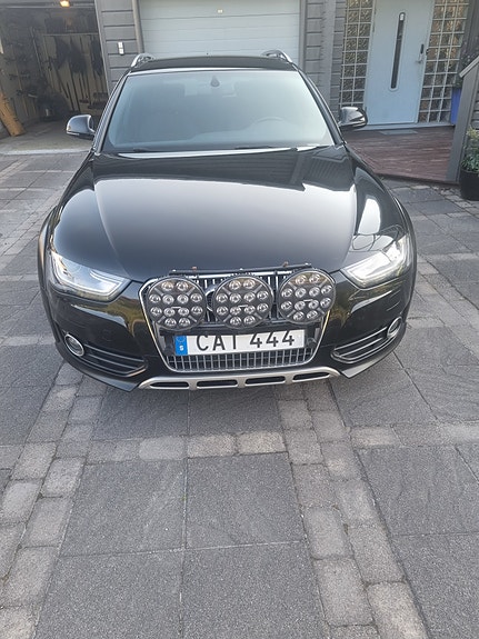 Audi A4 allroad 4 of 9