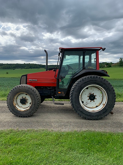Valtra 800 3 of 5