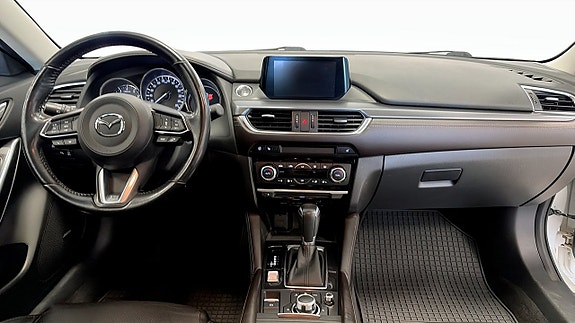 Mazda 6 4 of 5