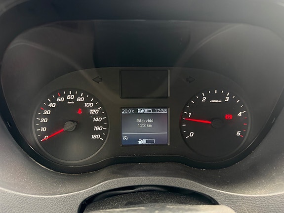 Mercedes-Benz Sprinter 317 15 of 17