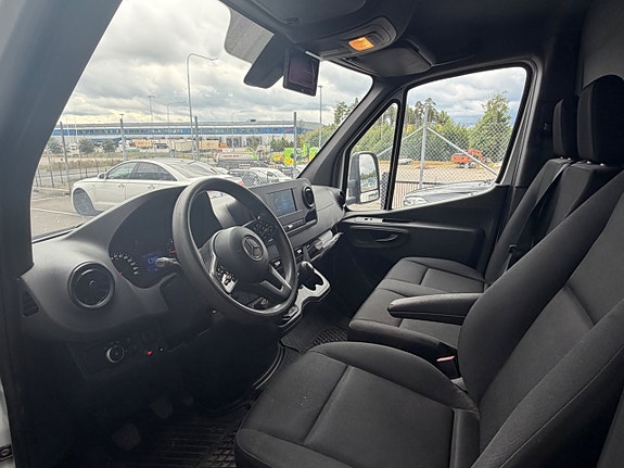 Mercedes-Benz Sprinter 317 11 of 17