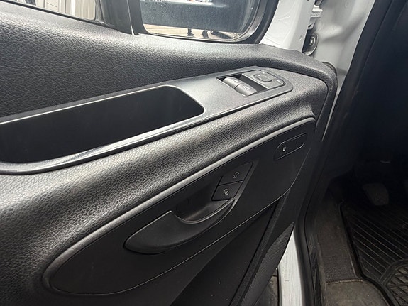 Mercedes-Benz Sprinter 317 12 of 17