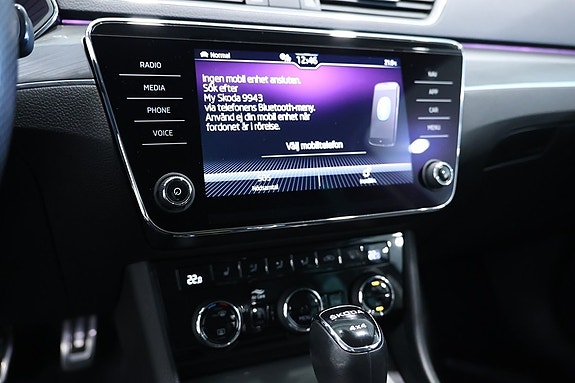 Skoda Superb 14 of 20