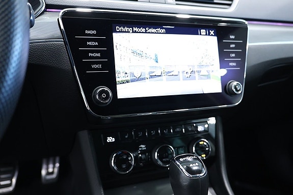Skoda Superb 16 of 20