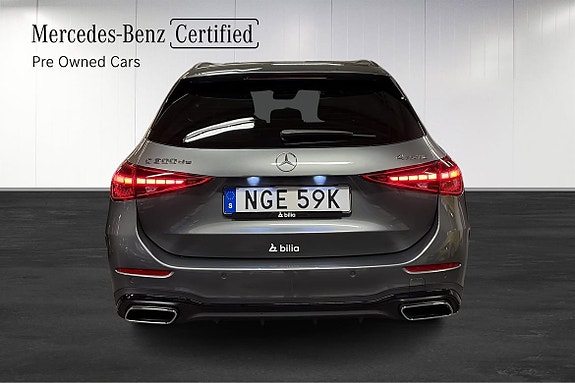 Mercedes-Benz C300 6 of 25