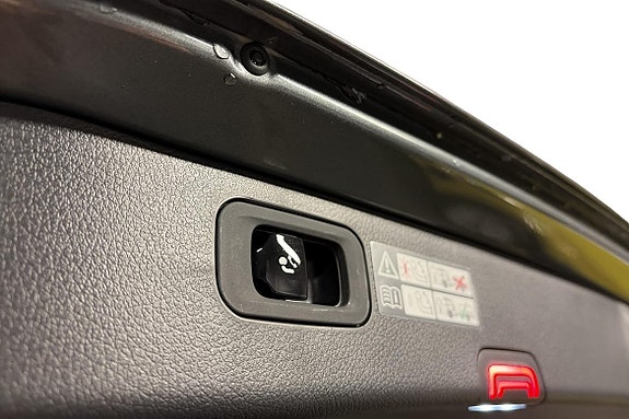 Mercedes-Benz C300 24 of 25