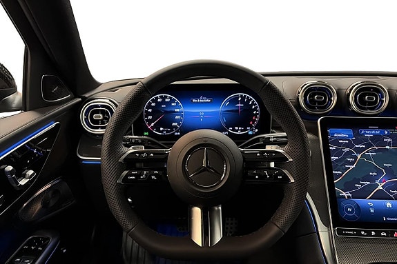Mercedes-Benz C300 12 of 25