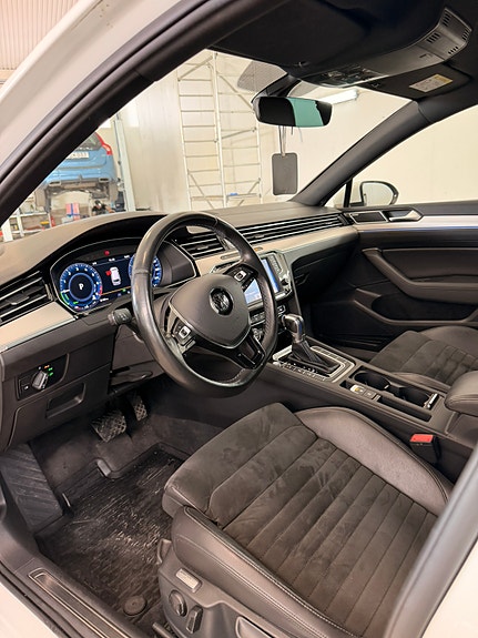 Volkswagen Passat 5 of 5