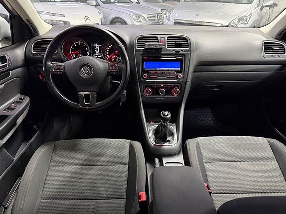 Volkswagen Golf VI 6 of 11