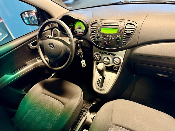 Hyundai i10 9 of 14