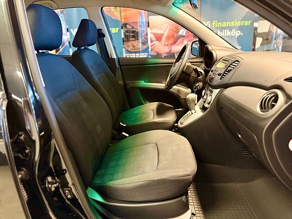 Hyundai i10 6 of 14