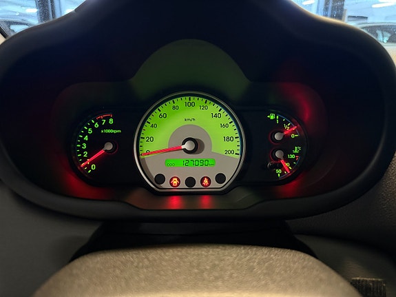 Hyundai i10 13 of 14