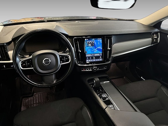 Volvo V90 Cross Country 13 of 19