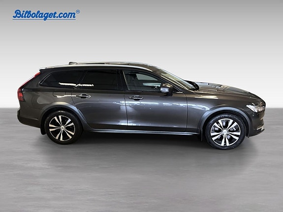 Volvo V90 Cross Country 4 of 19