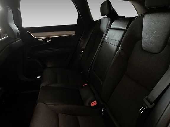Volvo V90 Cross Country 11 of 19