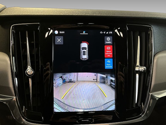 Volvo V90 Cross Country 16 of 19