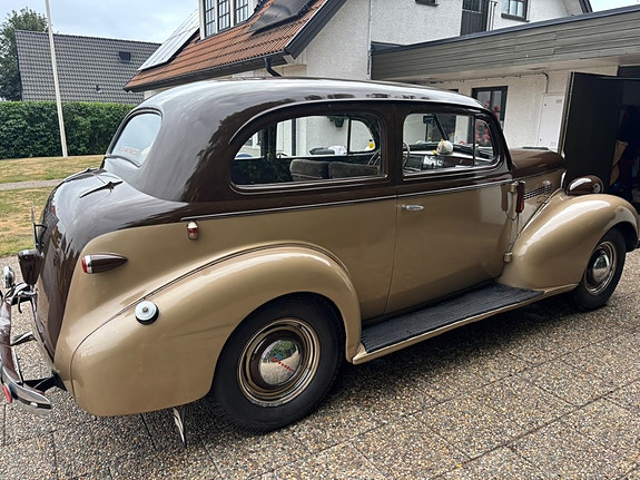 Chevrolet Master DeLuxe 5 of 5