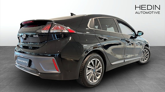 Hyundai IONIQ 2 of 5