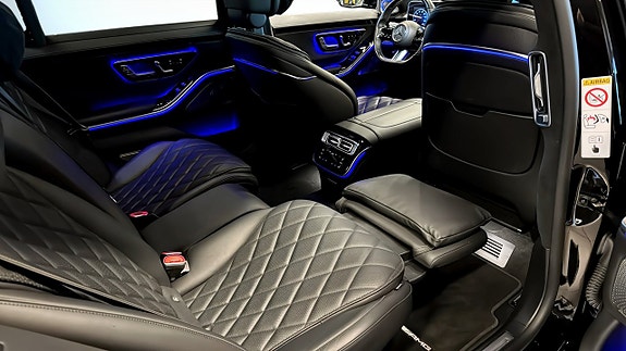 Mercedes-Benz S580 e 20 of 26